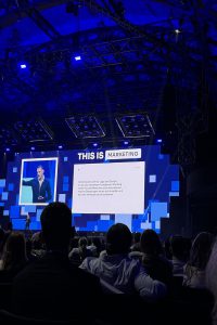 Adis Pezerovics Vortrag This is Marketing Messe Kopie